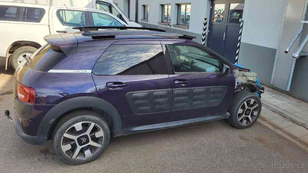 Citroën C4 Cactus 1,2   benzín - foto 9