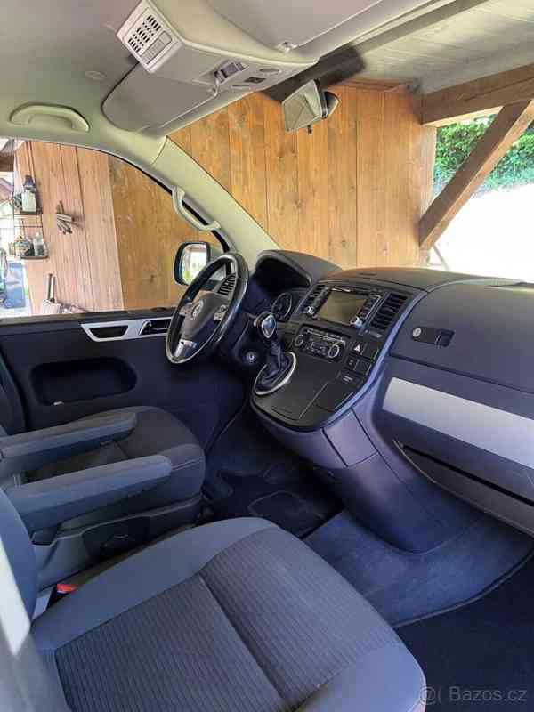 Volkswagen Multivan T5 103 kW, diesel, automat - foto 7