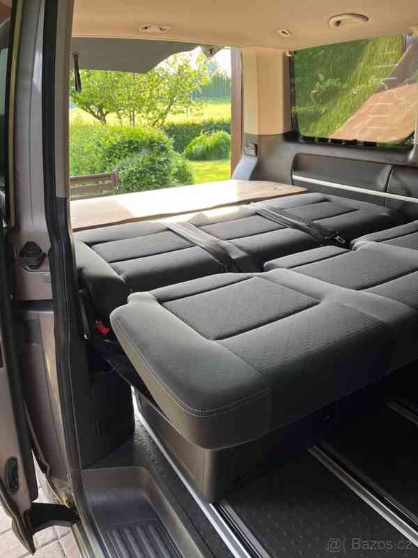 Volkswagen Multivan T5 103 kW, diesel, automat - foto 3