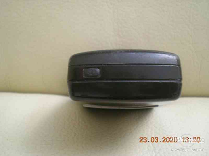Nokia 8910i - plně funkční tel. s titanovými kryty z r.2003 - foto 5