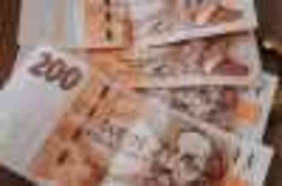 Investice a úvěry pro jednotlivce i firmy - foto 1