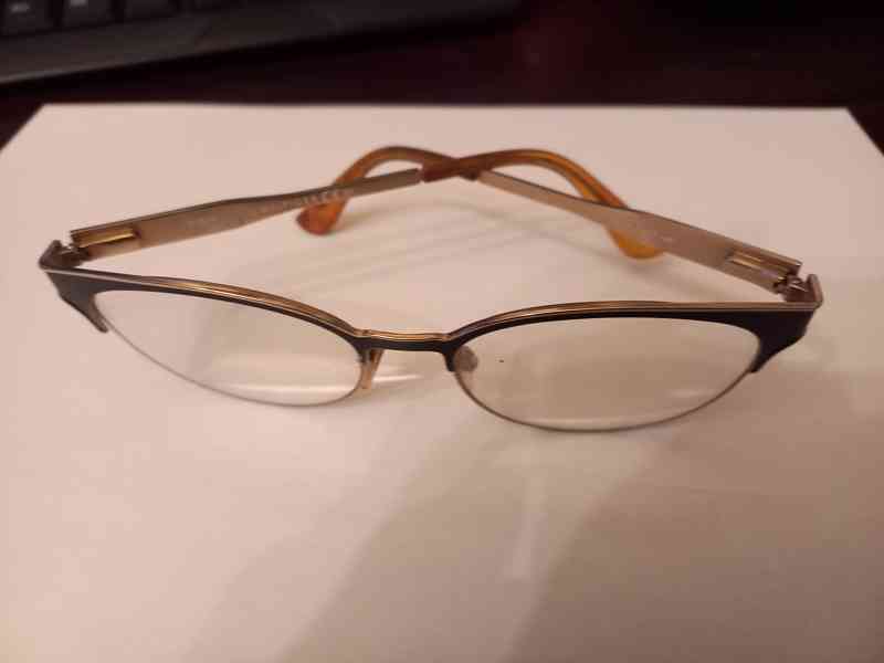 Dioptrické brýle Hilfiger, +2,5 D na obou sklech - foto 2