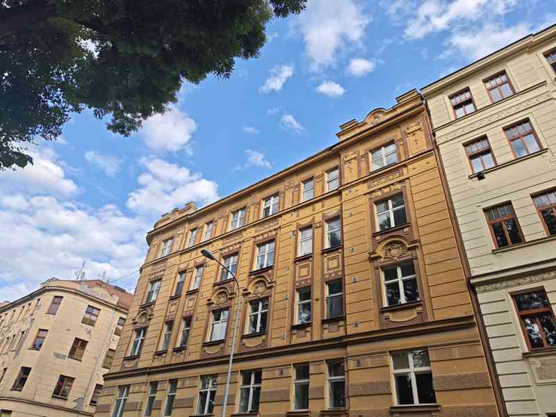 Pronájem bytu 2+1 v blízkosti centra Brna na ul. Antonínská - foto 7