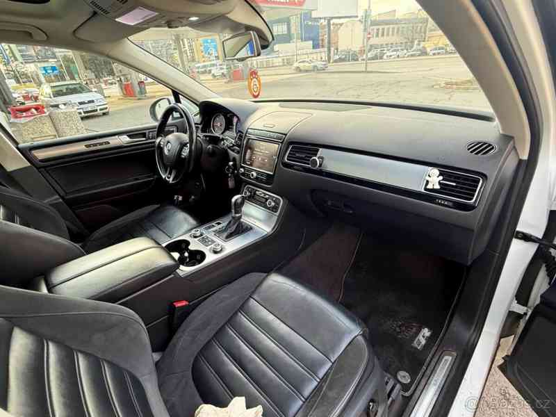 Volkswagen Touareg 3,0 - foto 7