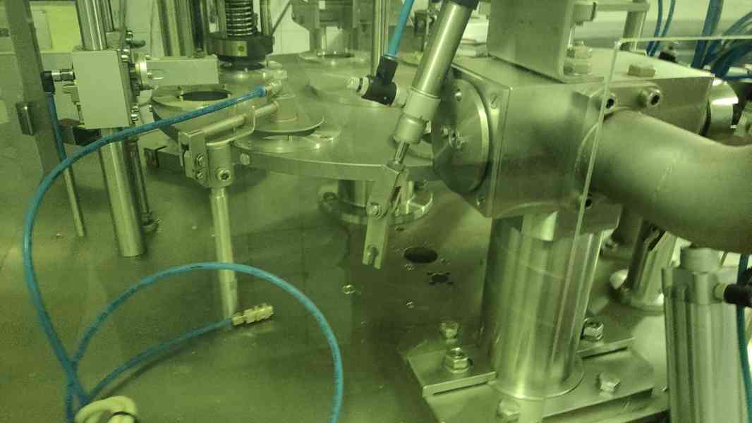 BIO CHOV PLEMENNÝCH KOZ VČETNĚ ŠPIČKOVÉ TECHNOLOGIE NA VÝROB - foto 7