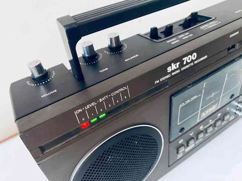 Radiomagnetofon RFT SKR 700, rok 1987 - foto 5