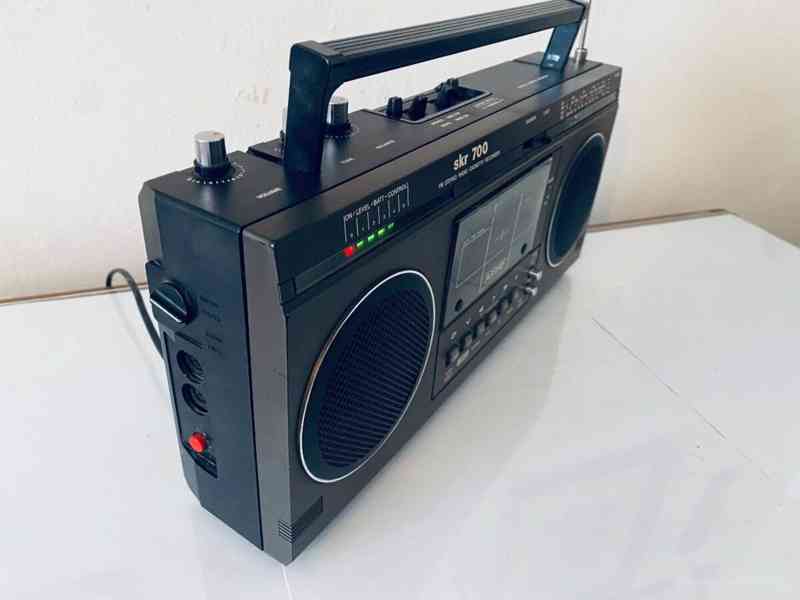 Radiomagnetofon RFT SKR 700, rok 1987 - foto 7