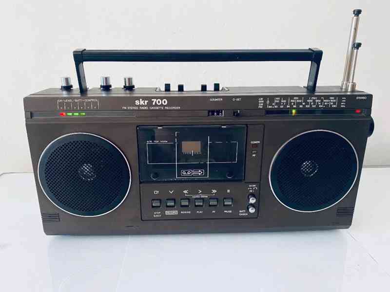 Radiomagnetofon RFT SKR 700, rok 1987 - foto 6