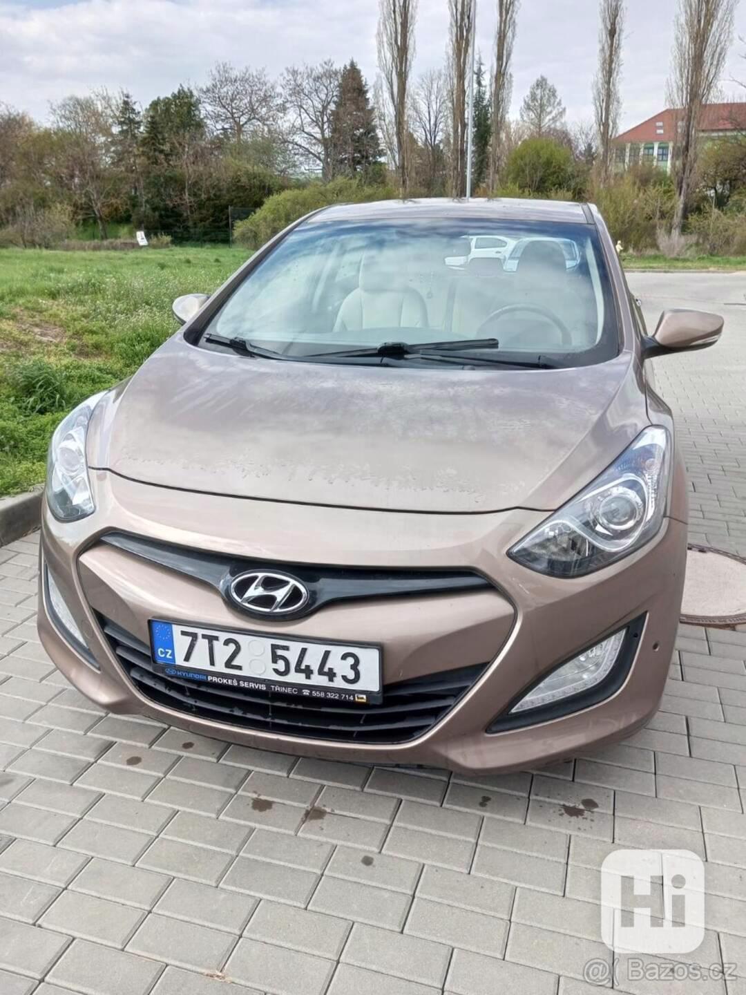 Hyundai i30  - foto 1