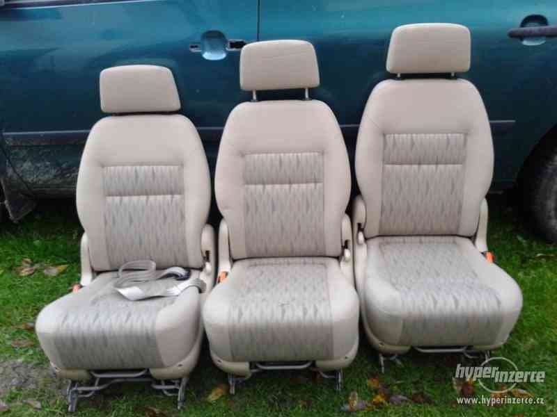 Ford Galaxy VW Sharan Seat Alhambra sedačky - foto 4