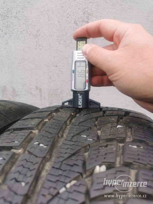 215/55R17 zimní pneu škoda superb III 7x17 5x112x57 ET40 - foto 14
