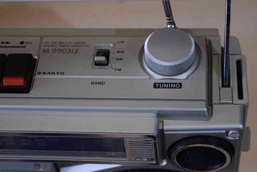 SANYO M 9903 LE VINTAGE BOOMBOX / GHETTOBLASTER !! - foto 4