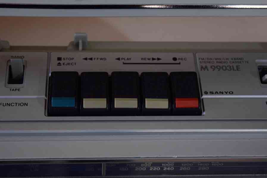 SANYO M 9903 LE VINTAGE BOOMBOX / GHETTOBLASTER !! - foto 3