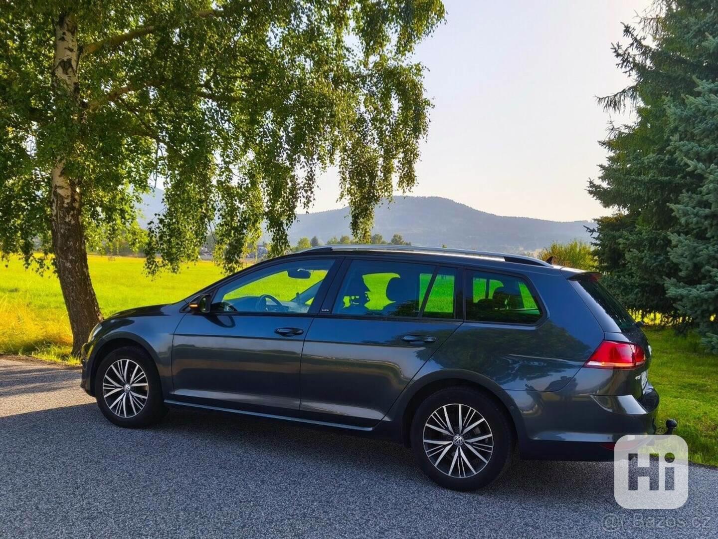 Volkswagen Golf 1,6   7 TDI VARIANT - foto 1
