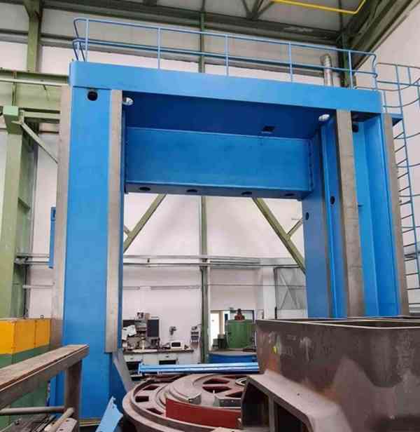 Dvoustojanový svislý soustruh SKD 32 A (9333.) - foto 2