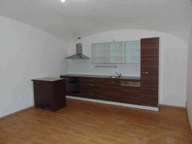 Pronájem, Byty 3+kk, 90 m² - Radim - foto 2