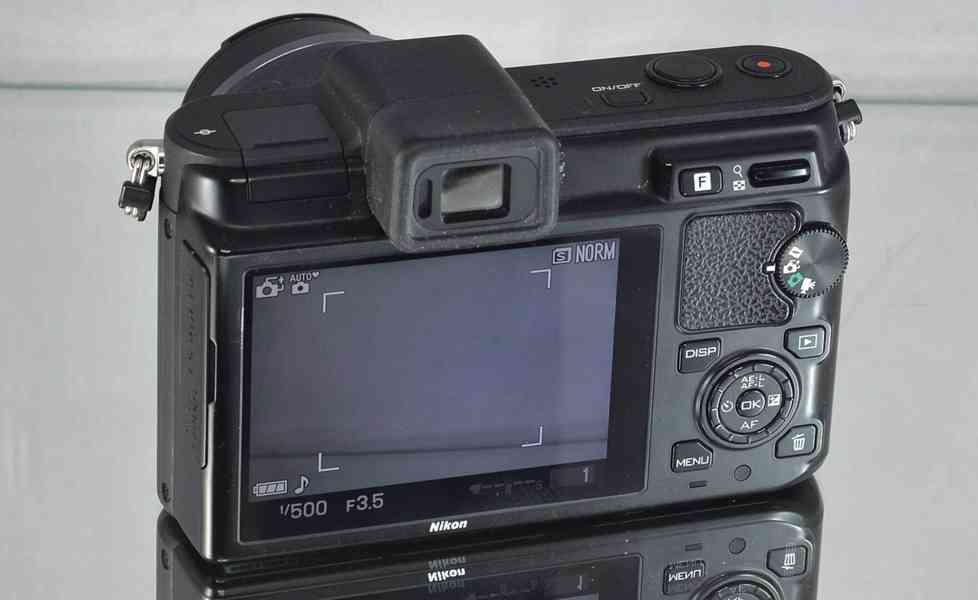Nikon 1 V1+2 objektivy*10,1 Mpix*Full HDV*5000 Exp - foto 8