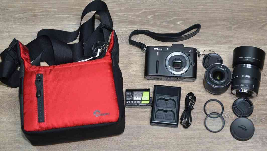 Nikon 1 V1+2 objektivy*10,1 Mpix*Full HDV*5000 Exp - foto 3