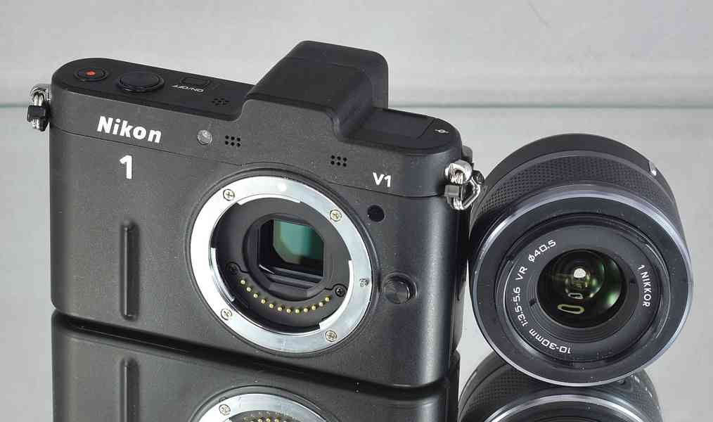 Nikon 1 V1+2 objektivy*10,1 Mpix*Full HDV*5000 Exp - foto 4