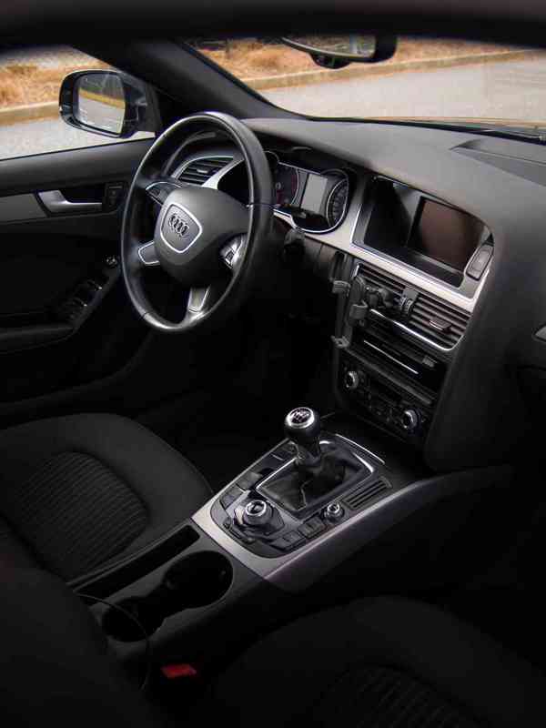 Audi A4 Avant S-line Quattro - foto 13