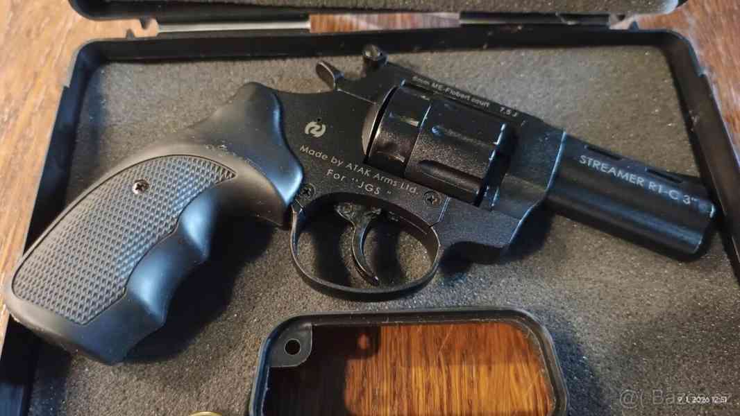 Flobert revolver ATAK ARMS 3" cal. 6mm - kat. D - foto 2