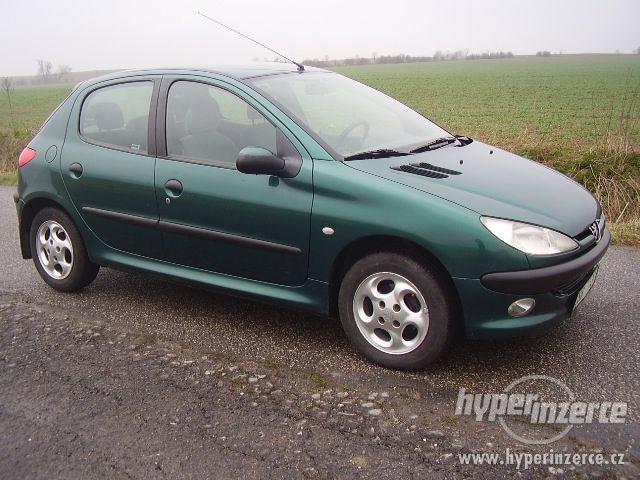 PEUGEOT 206 1,4 16V 55kW / Alu kola / 2x airbag / - foto 4