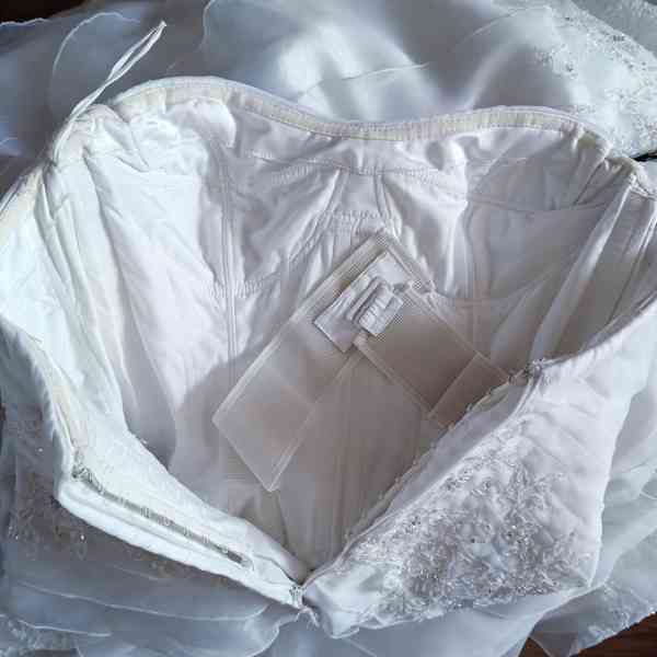 Luxusní svatební šaty 36  - foto 5