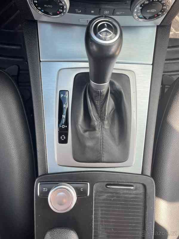 Mercedes-Benz Třídy C 1,8   CGI automat 107 000 km - foto 7