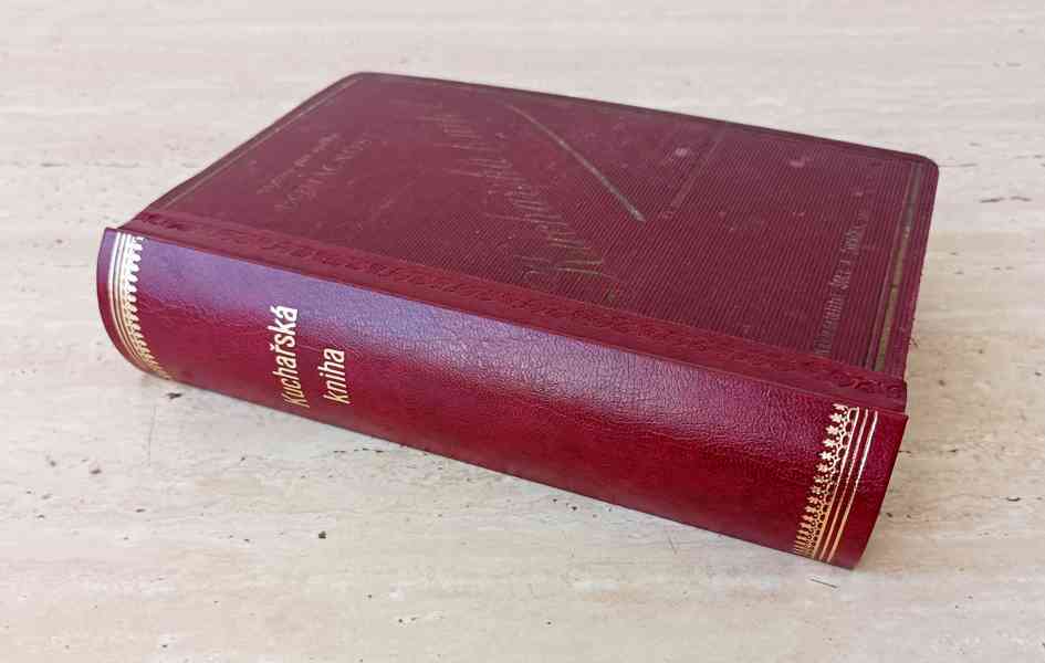 Kuchařská kniha z roku 1921, Spolek Domácnost, krásný stav 
