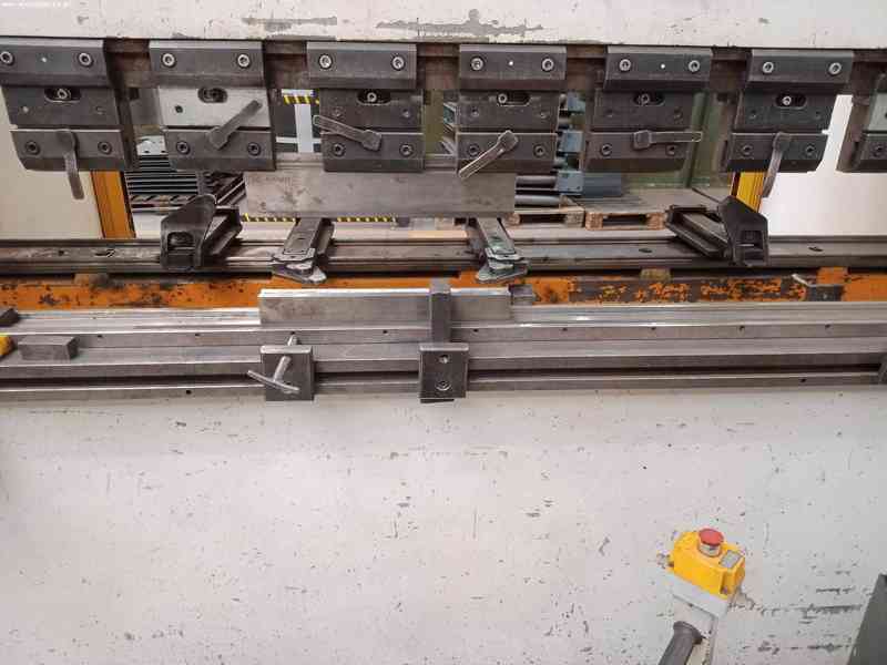 CNC ohraňovací lis ERMAK CNC HAP 3200 - foto 4