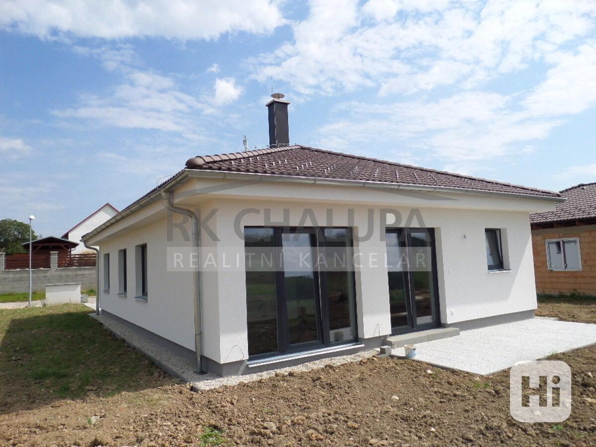 Prodej stavebního pozemku k zadání výstavby, výměra 754 m2, Hosín u Českých Budějovic - foto 5