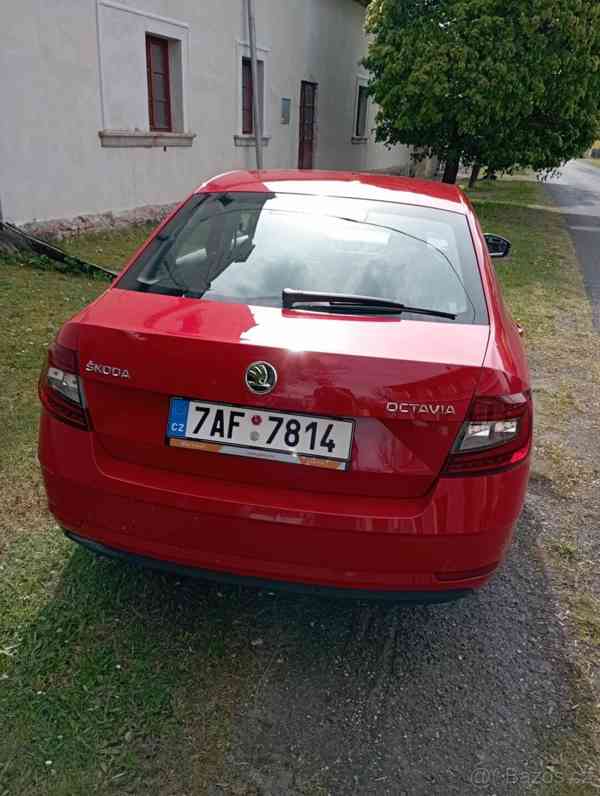 prodám skoda octavia 1.6tdi najeto 89000km  - foto 7