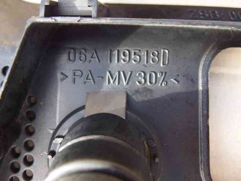 Kryty motoru Škoda Octavia I 1.6 SR, 74 kW - foto 3