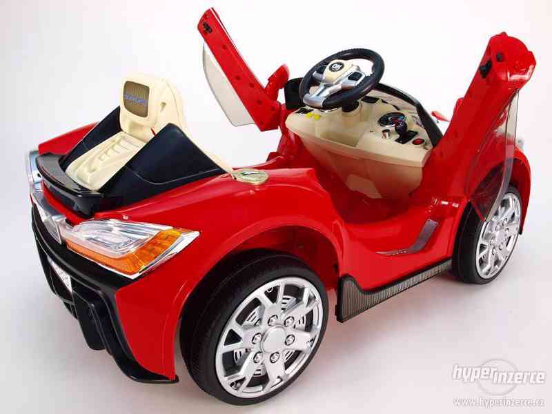 Nové dětské elektrické autíčko - červený sporťák. - foto 9