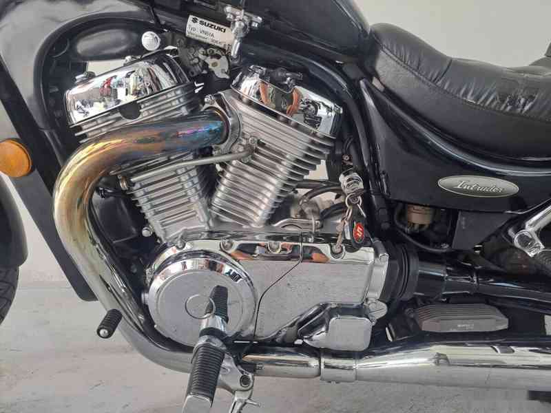 Suzuki VS 600 GL Intruder - foto 8