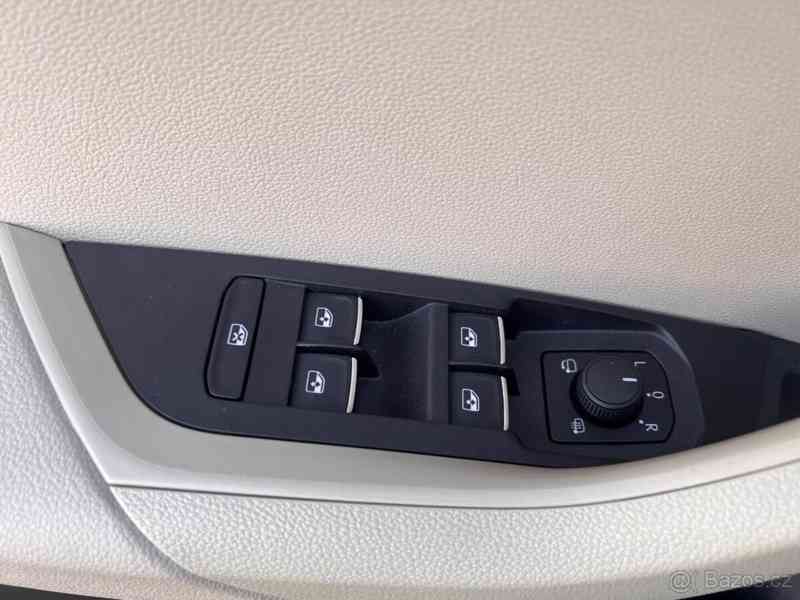 Škoda Karoq 1,5 TSI DSG - max.výbava - foto 17