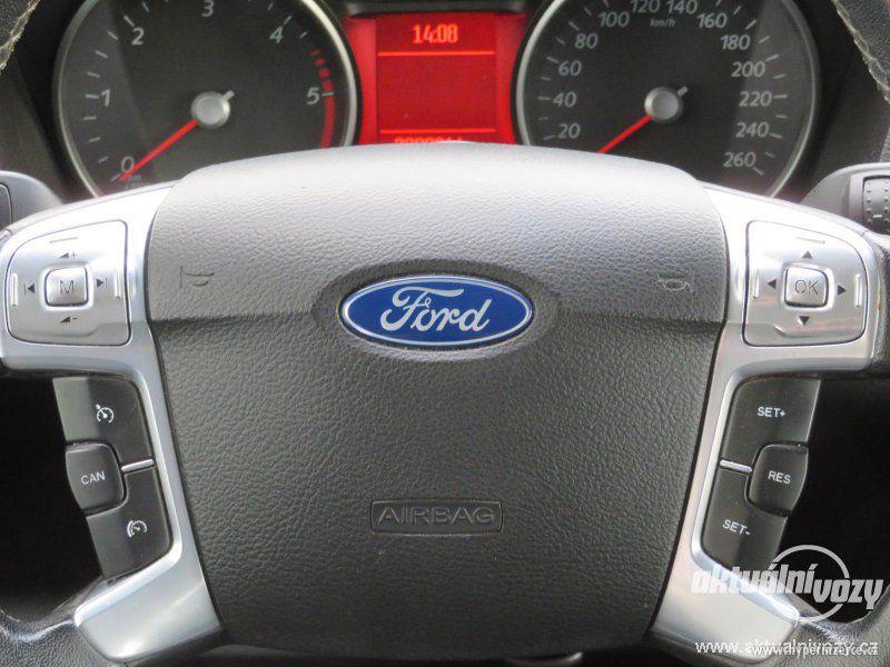 Ford Galaxy 2.0, nafta, r.v. 2011 - foto 7