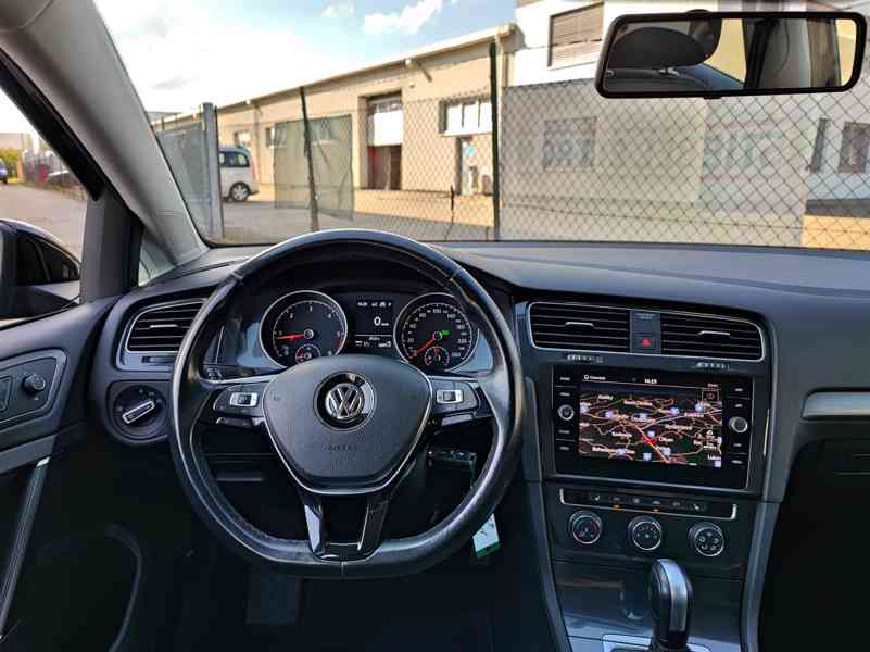VW GOLF VII 2.0 TDI 110KW DSG, 2020, COMFORTLINE, TAŽNE, DPH - foto 10