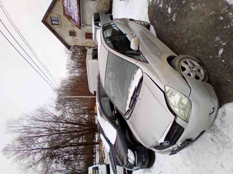 Prodám díly z TOYOTA COROLLA VERSO 2.0,66kW,2002,1CD-FTV - foto 3