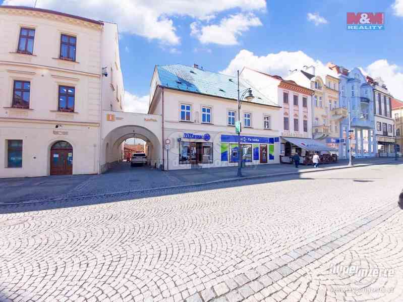 Pronájem kanceláří, 60 m?, Chomutov, ul. náměstí 1. Máje - foto 1