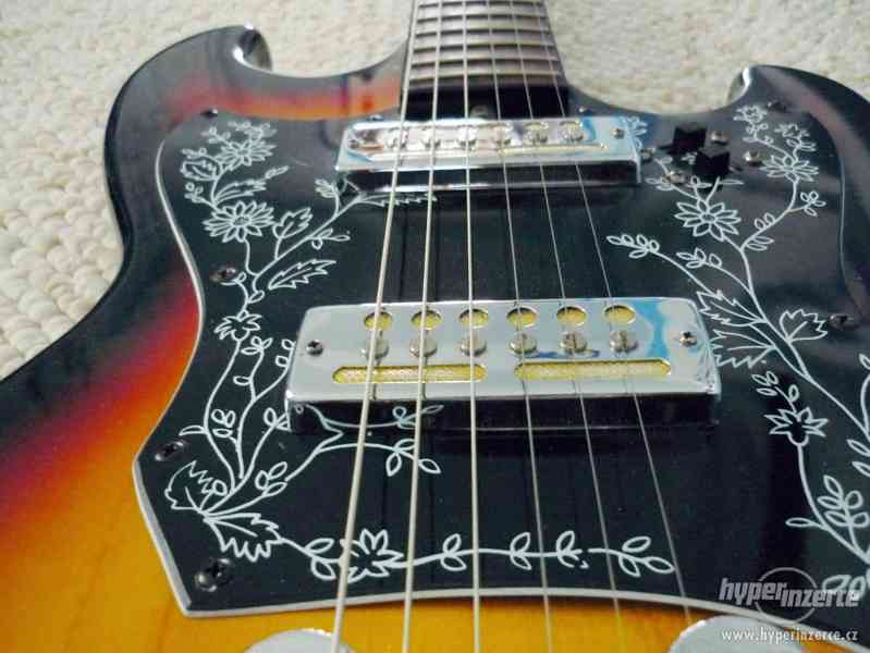 Elektrická kytara Samick EG-202 - foto 4