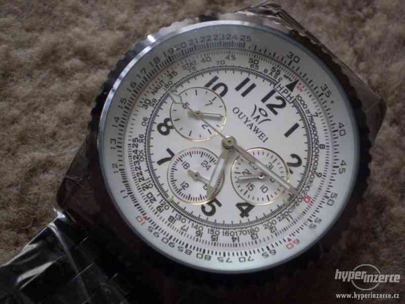 švýcarské hodinky WEIDE AUTOMATIK - foto 1
