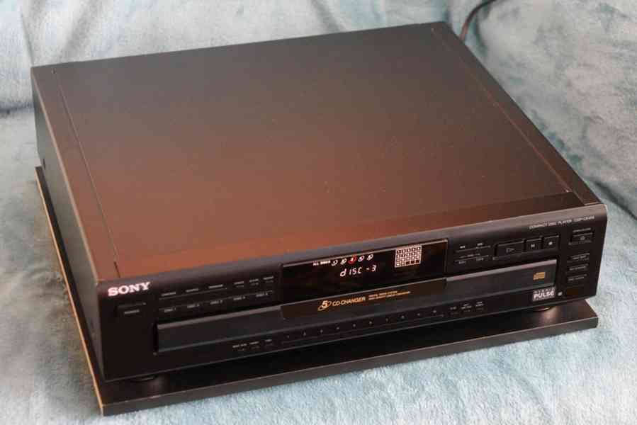 Sony CDP-CE405 (měnič na 5 CD) - foto 3