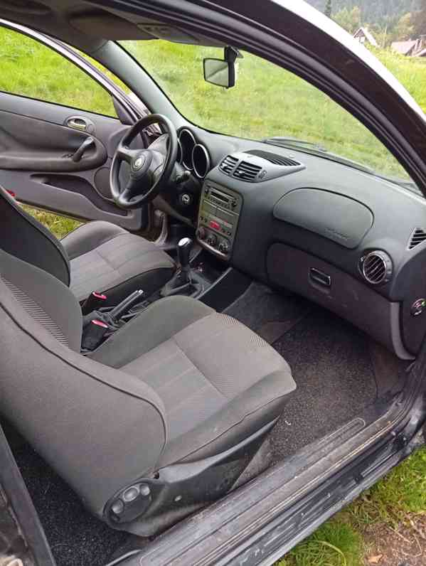 Alfa romeo 147 - foto 4