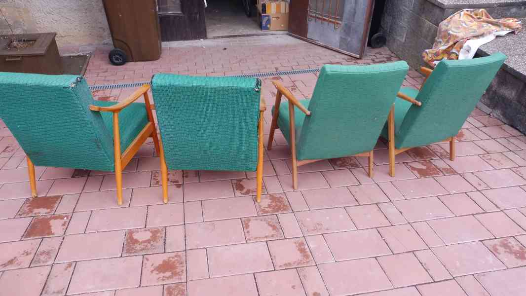Křesla - foto 2