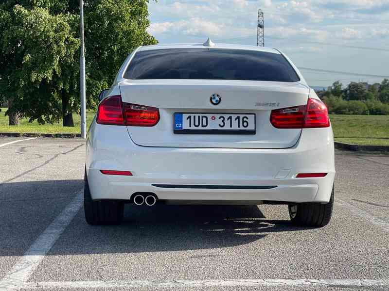 BMW 328i F30 Luxury Line 2012, 180kw, benzin, 8st. Automat  - foto 4
