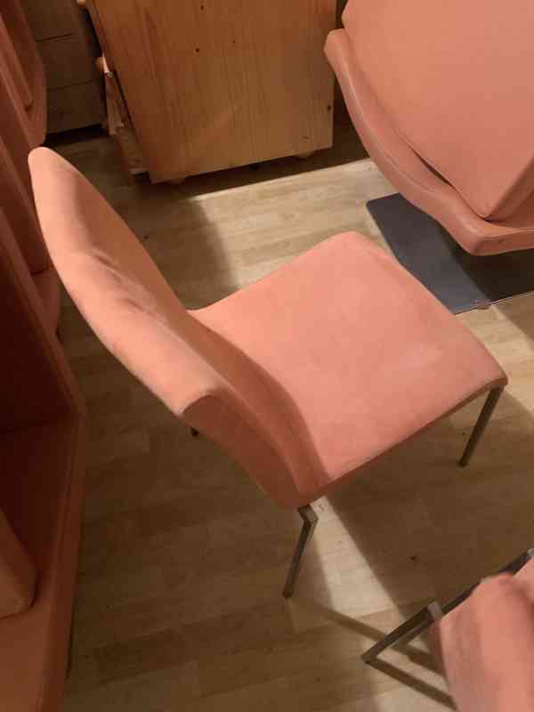 Prodáme polstrované židle - foto 5