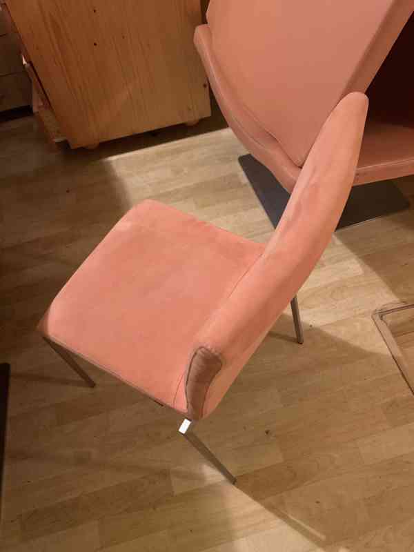 Prodáme polstrované židle - foto 3