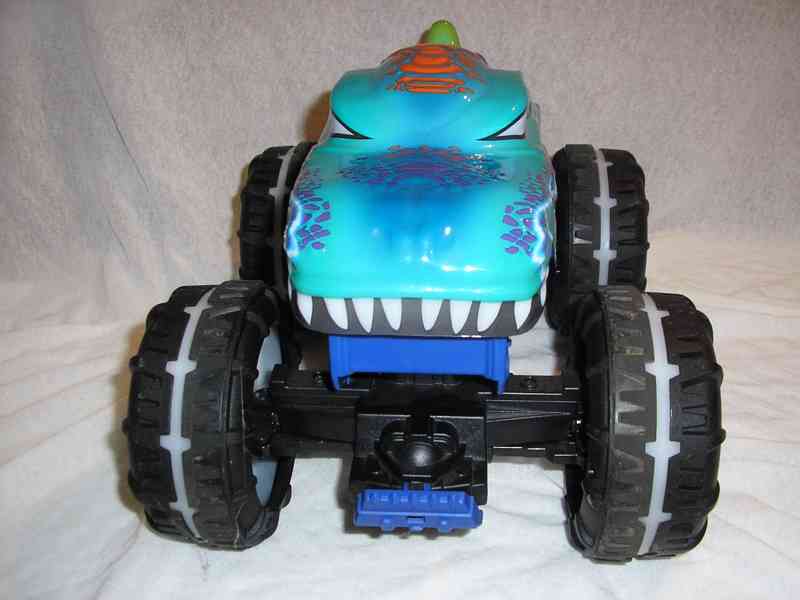 Hot Wheels Monster Trucks MEGA Wrex Alive RC JBD90  č.2 - foto 3