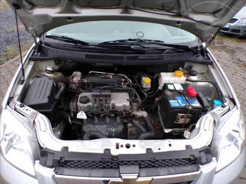Chevrolet Aveo 1,2 i 1.MAJITEL - foto 13